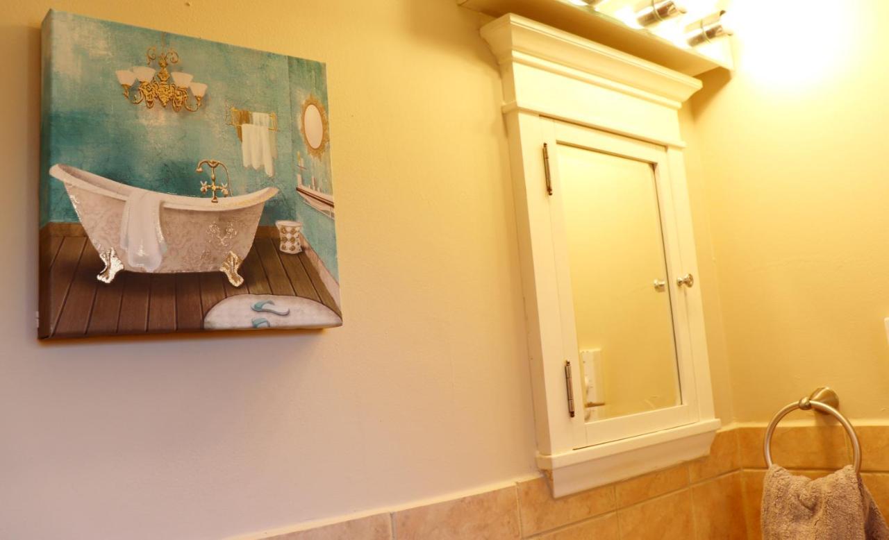 Private Room At Home Near Iad-Sterling Eksteriør bilde